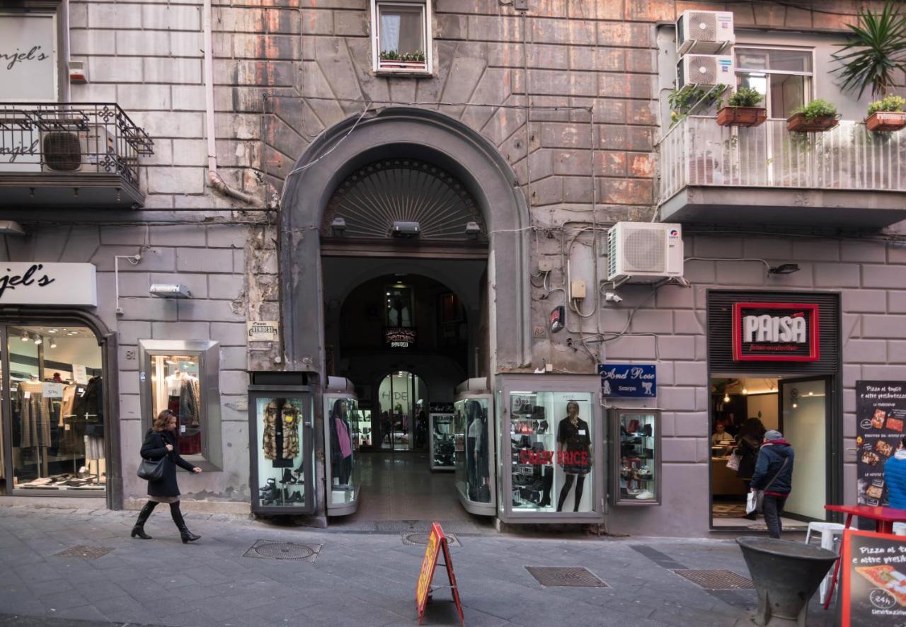 La Residenza Napoli Chiaia Short Let Apartment Superior Via Chiaia 82 Екстериор снимка