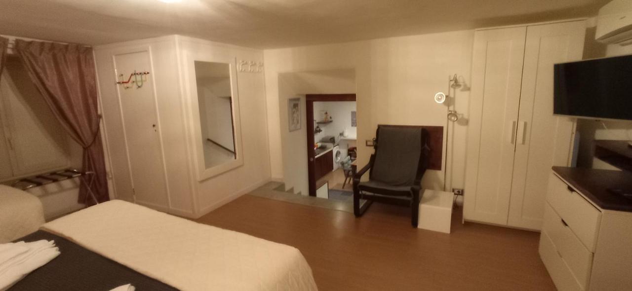 La Residenza Napoli Chiaia Short Let Apartment Superior Via Chiaia 82 Екстериор снимка