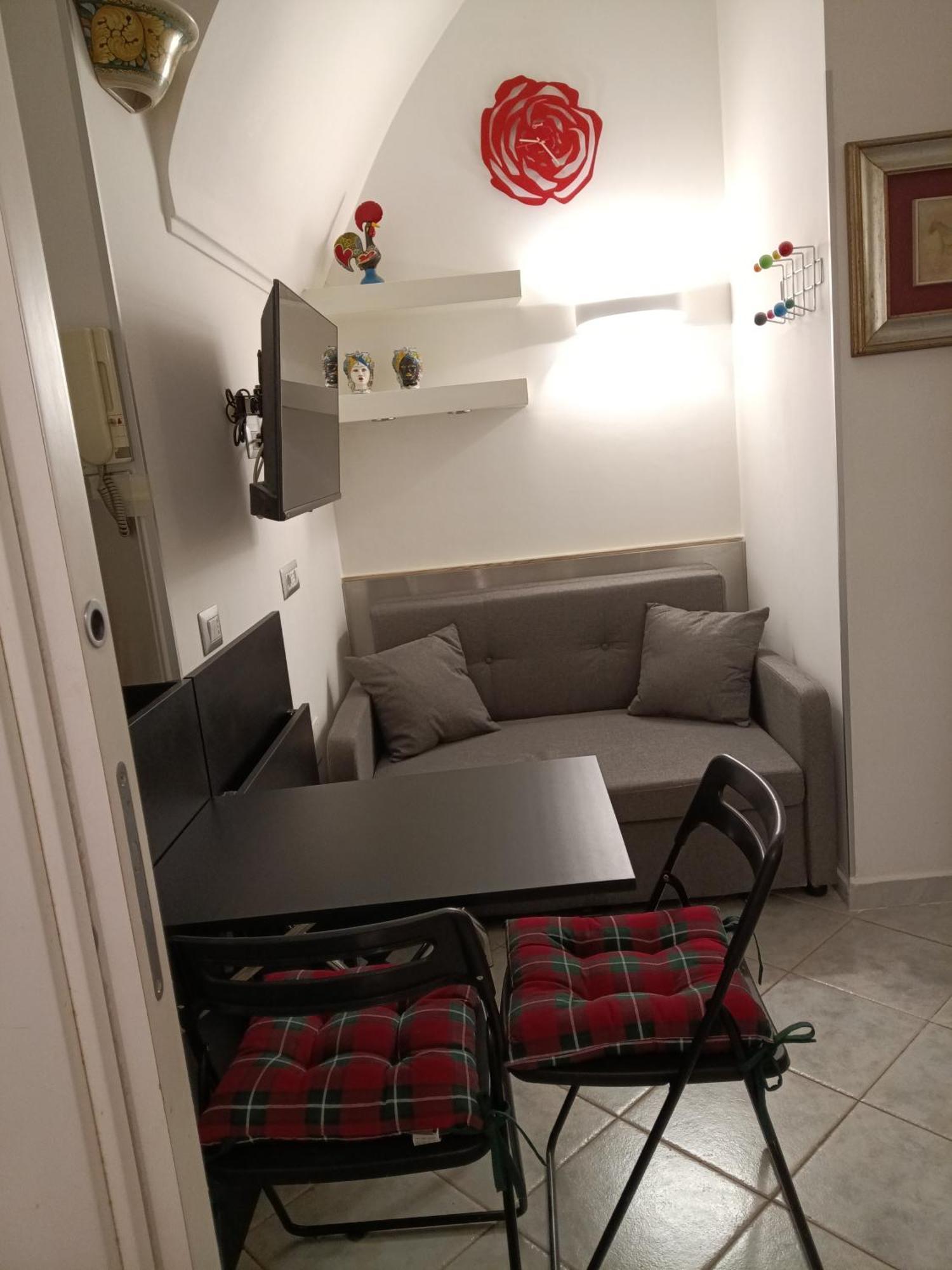 La Residenza Napoli Chiaia Short Let Apartment Superior Via Chiaia 82 Екстериор снимка
