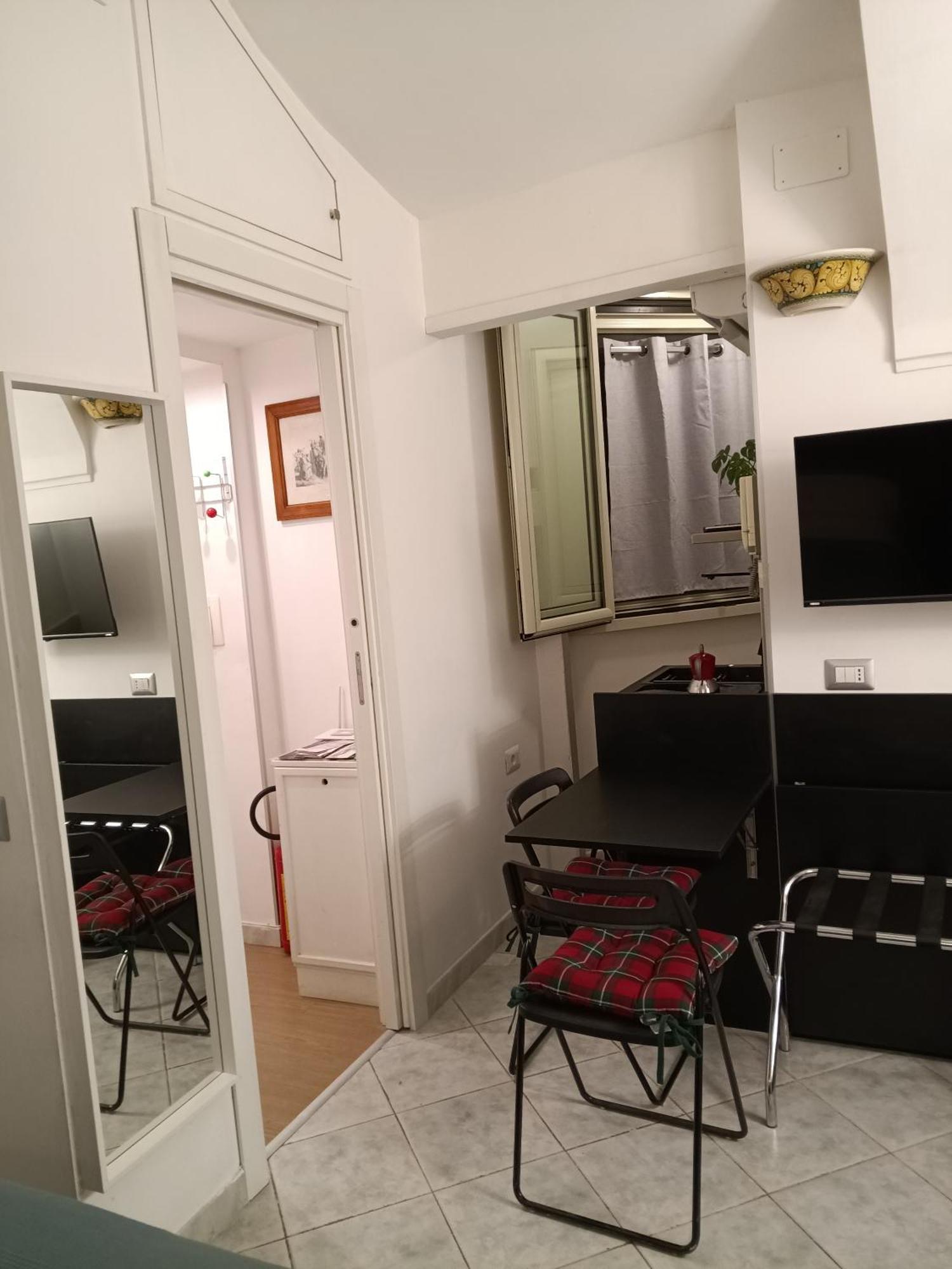 La Residenza Napoli Chiaia Short Let Apartment Superior Via Chiaia 82 Екстериор снимка