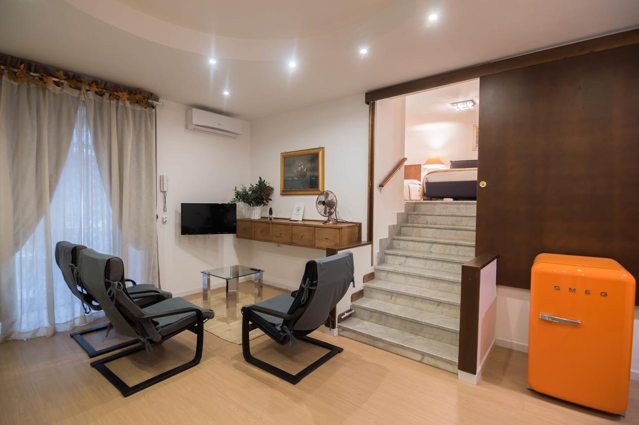 La Residenza Napoli Chiaia Short Let Apartment Superior Via Chiaia 82 Екстериор снимка